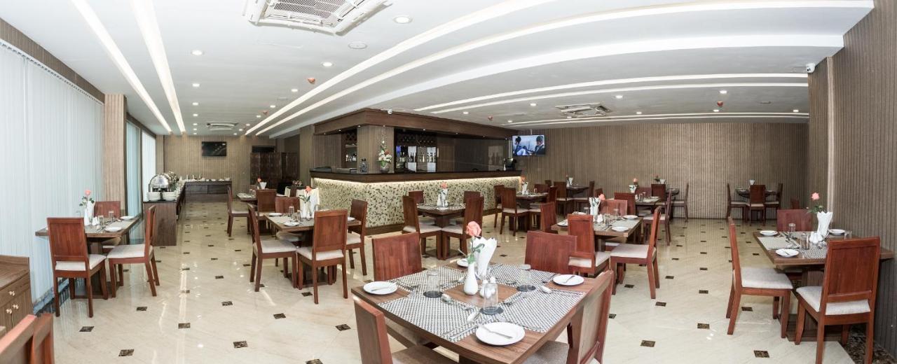 Elegant Hotel Pyi Thar Yar Янгон Экстерьер фото